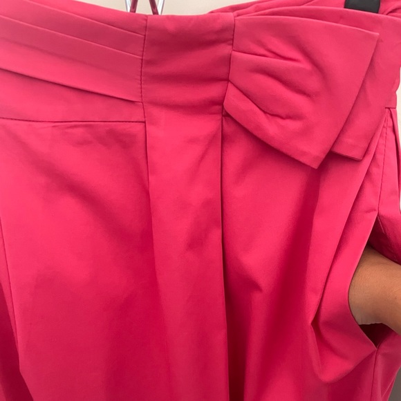 BCBG Hot Pink Mini Skirt with Bow - Picture 4 of 5